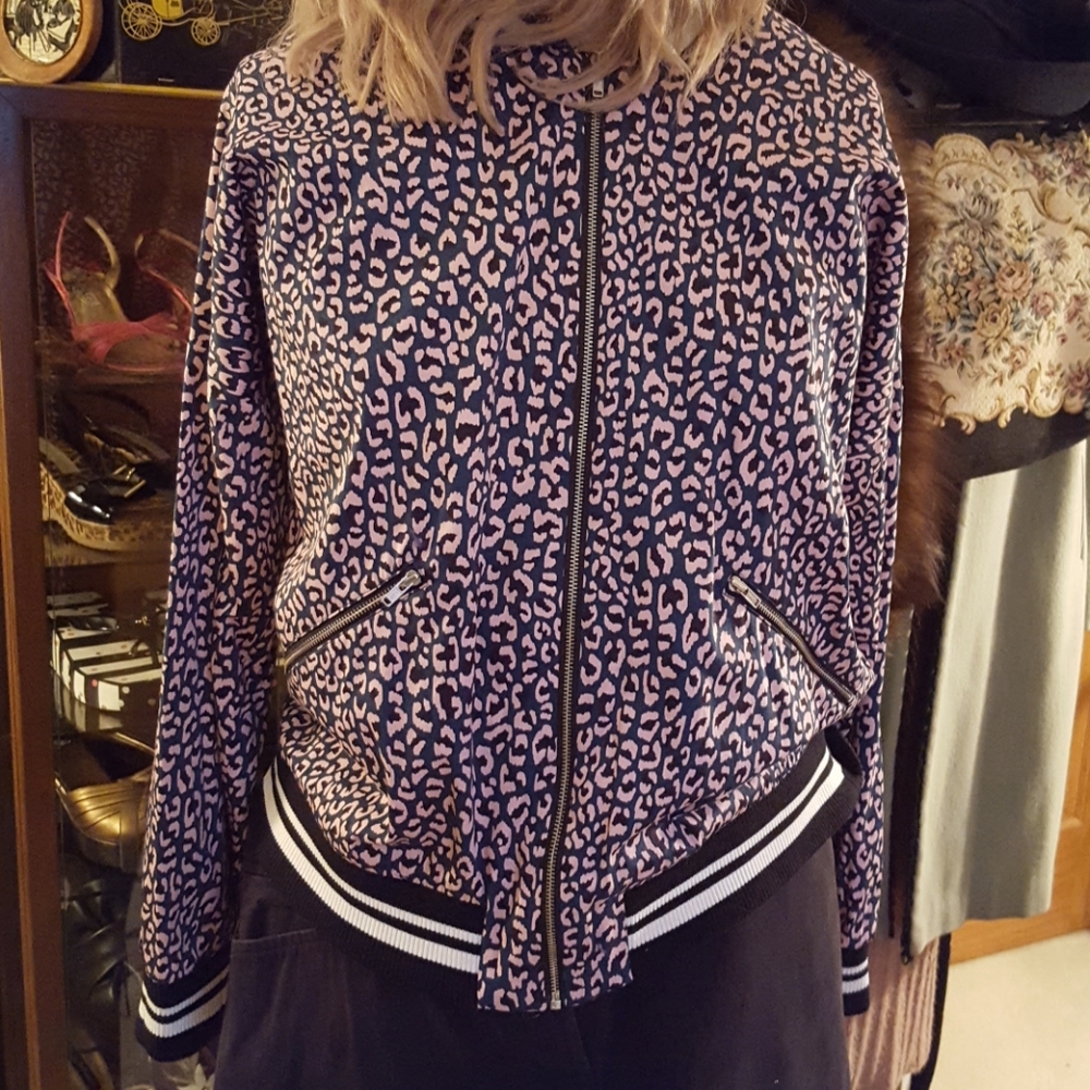 Bomber jacket